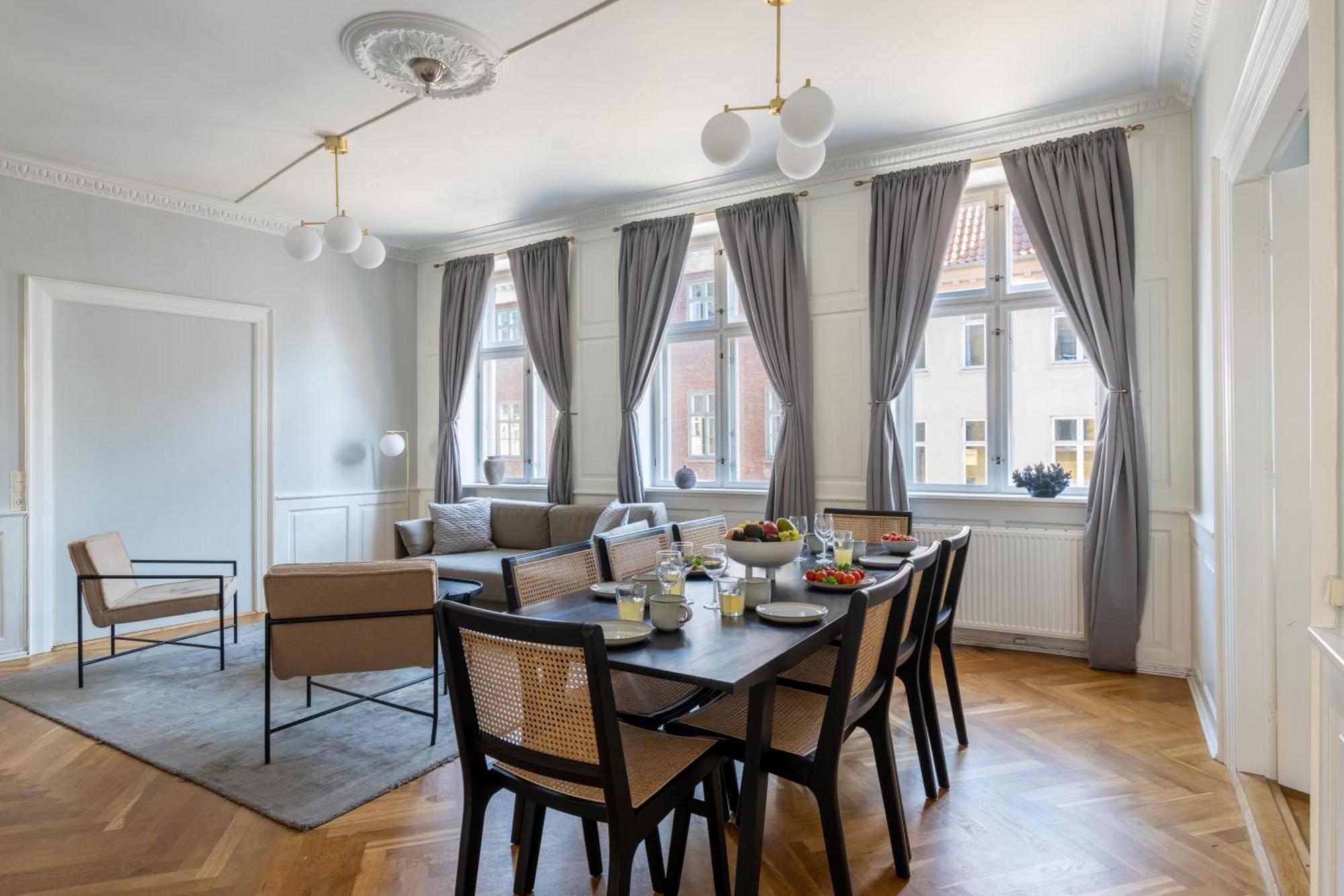 Large Apartment With Canal View In Central Cph City Copenhaga Exterior foto