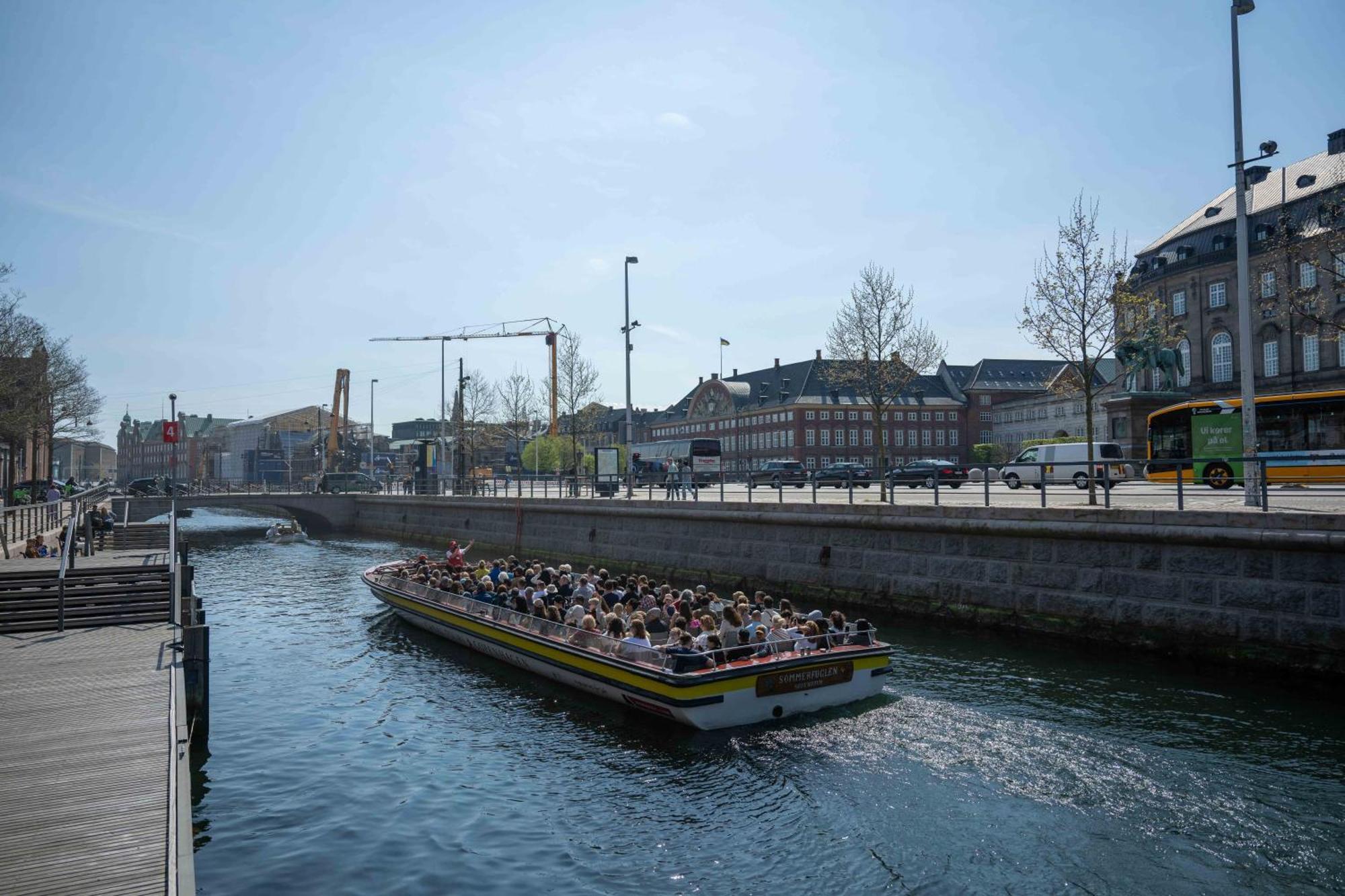 Large Apartment With Canal View In Central Cph City Copenhaga Exterior foto