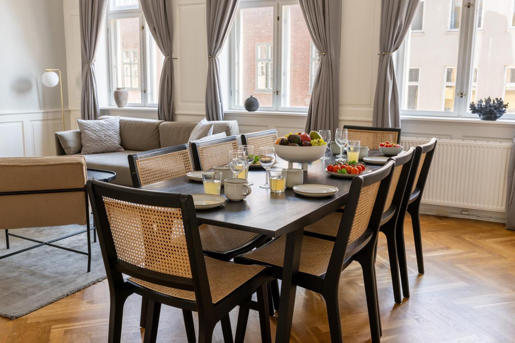 Large Apartment With Canal View In Central Cph City Copenhaga Exterior foto